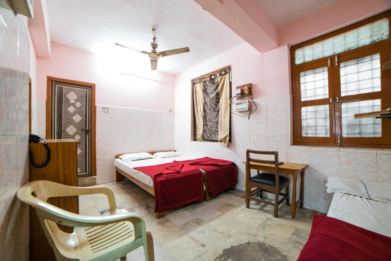 Hotel O Sree Radha Lodge Near Snow World Secundurabad Extérieur photo