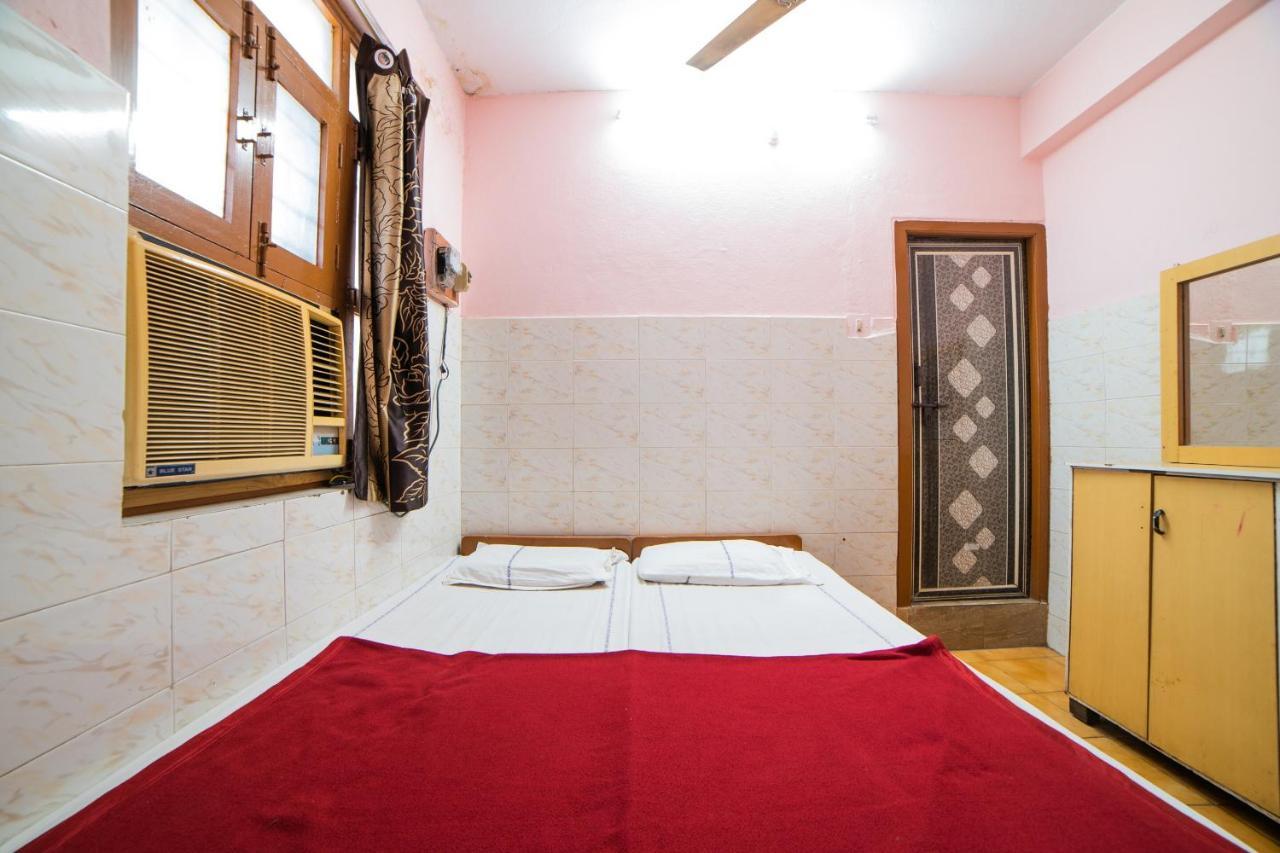 Hotel O Sree Radha Lodge Near Snow World Secundurabad Extérieur photo