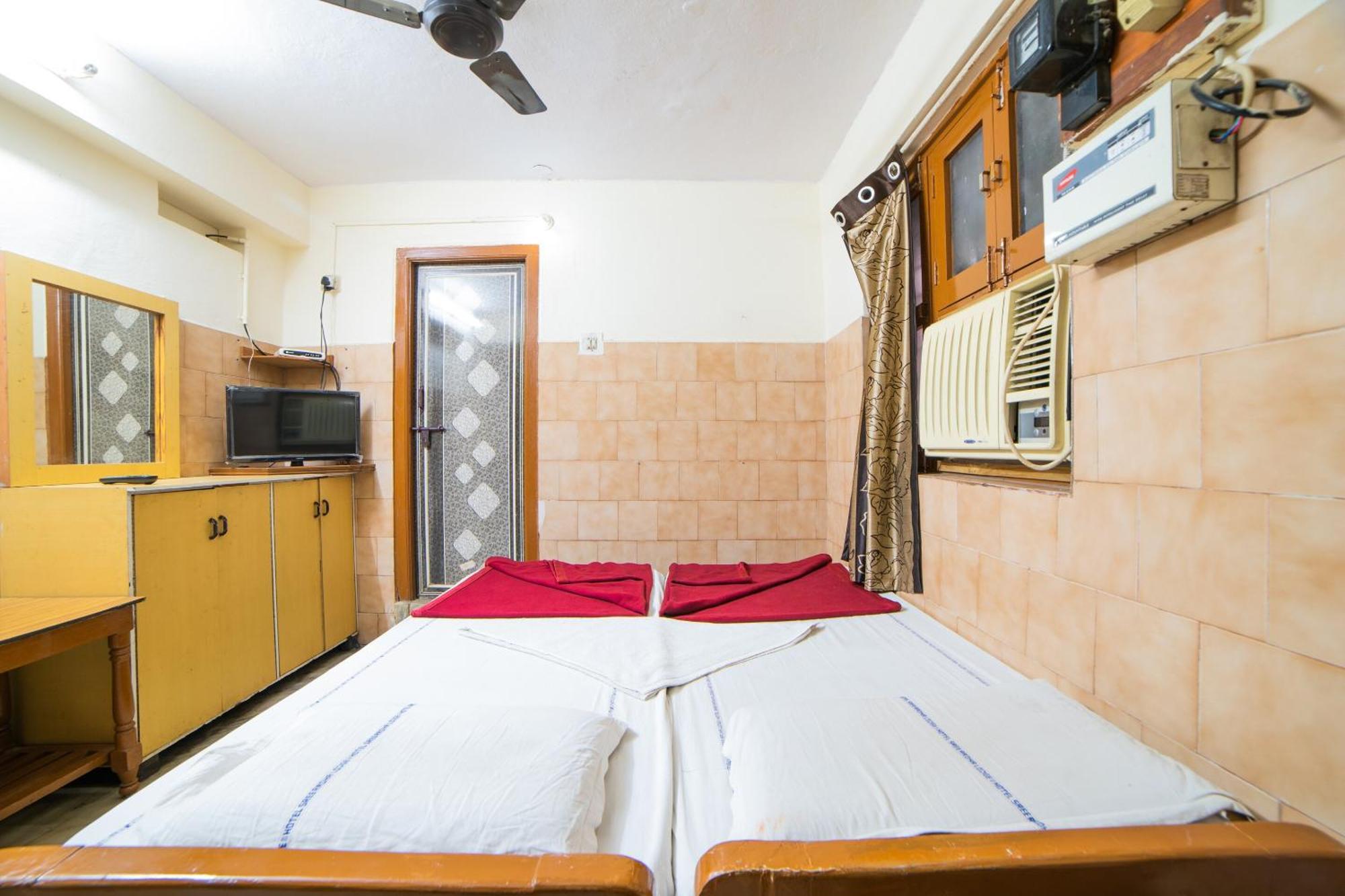 Hotel O Sree Radha Lodge Near Snow World Secundurabad Extérieur photo