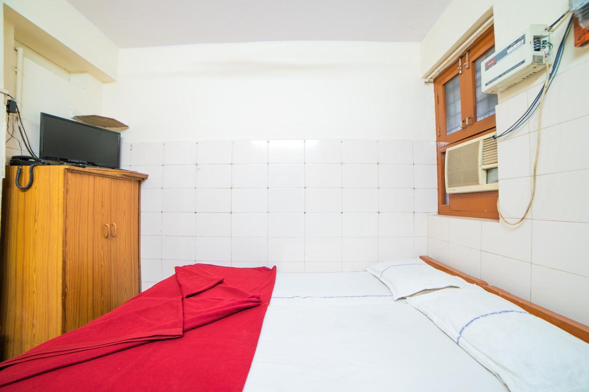 Hotel O Sree Radha Lodge Near Snow World Secundurabad Extérieur photo